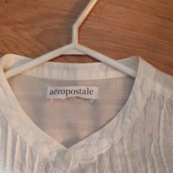 White button up shirt - Picture 2 of 2